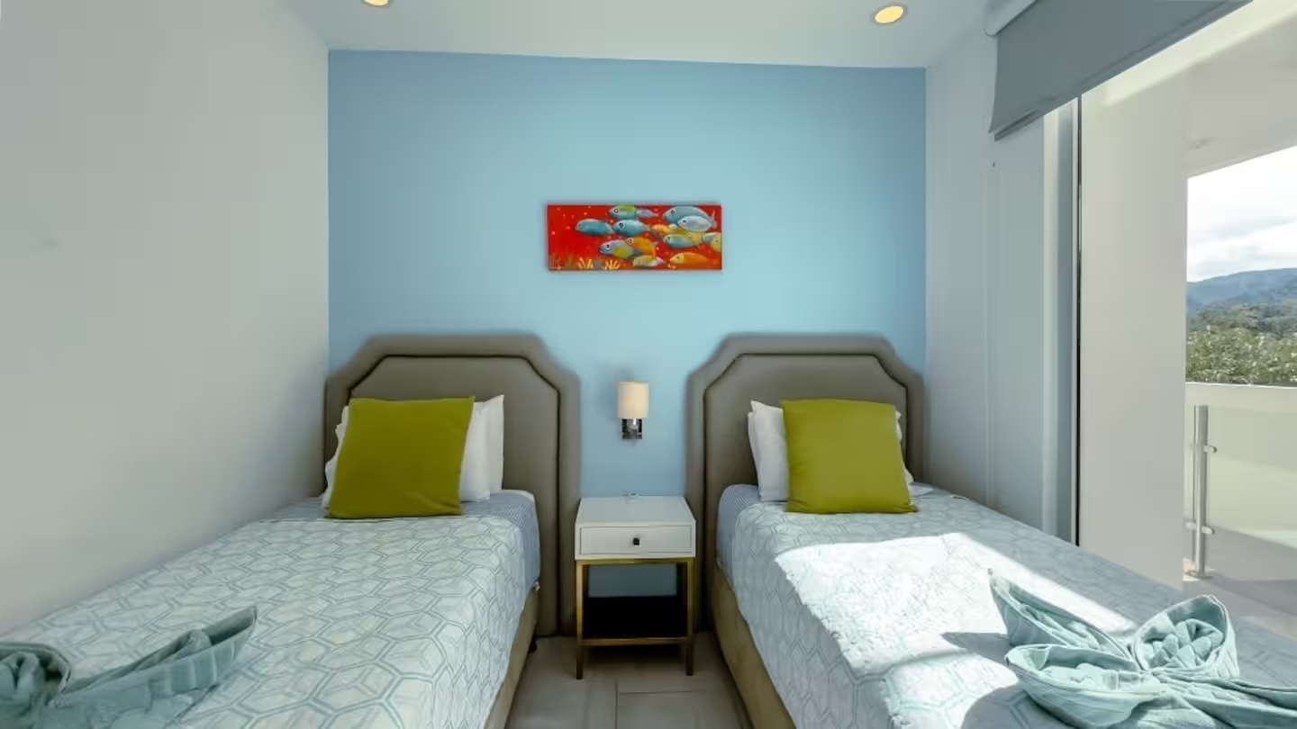 Second bedroom